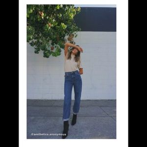 URBAN OUTFITTERS BDG Premium high-waisted Dad Jean - Dark Wash